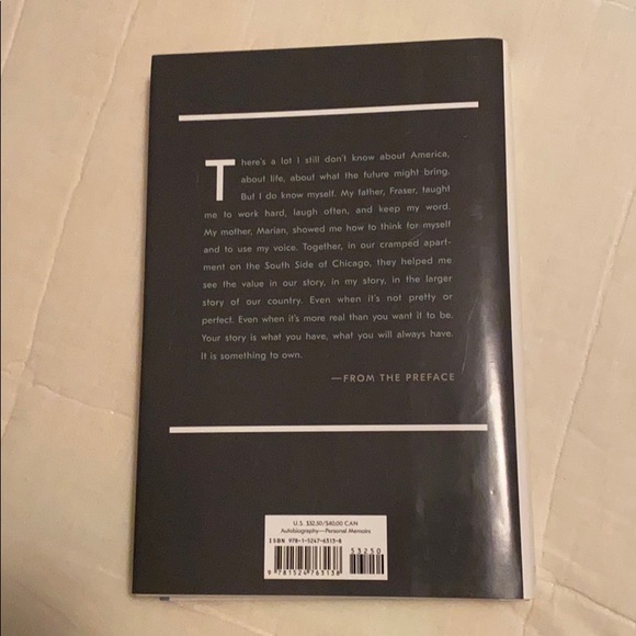 Becoming by Michelle Obama ~ Excellent Condition - Picture 2 of 5